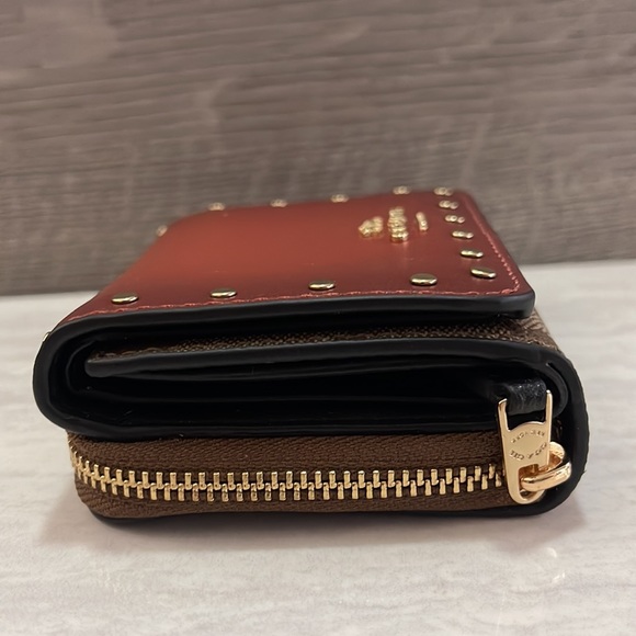 NWT Coach Small Trifold Wallet Colorblock Signature Khaki Terracotta with Rivet - Picture 8 of 11